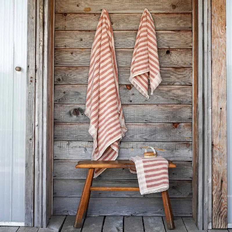 Sand Shell Pembroke Stripe Cotton Towels