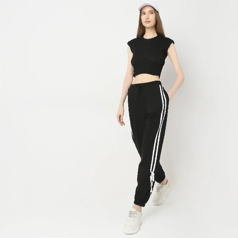 Relaxed Fit Solid High Rise Joggers