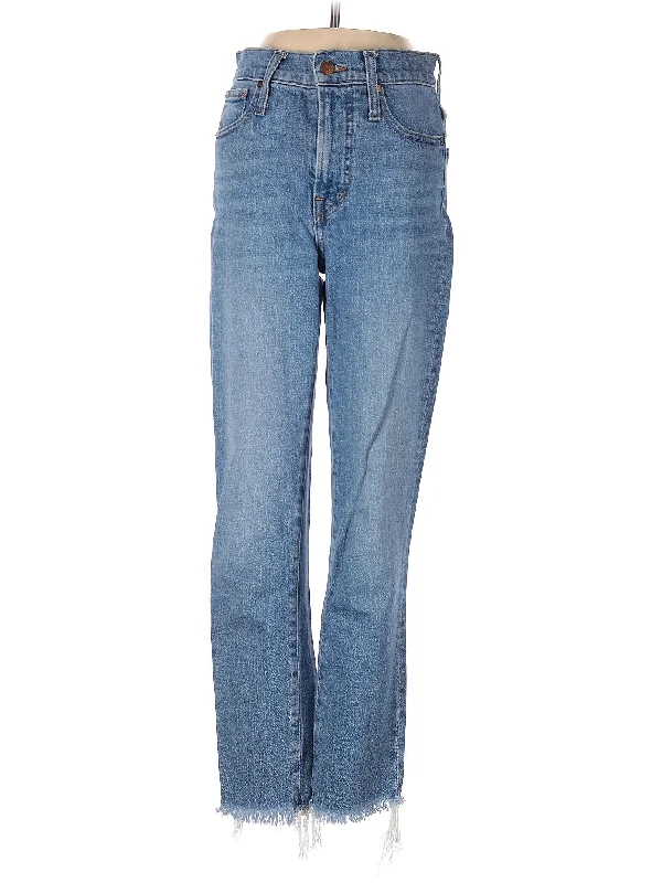 High-Rise Bootleg Jeans in Medium Wash