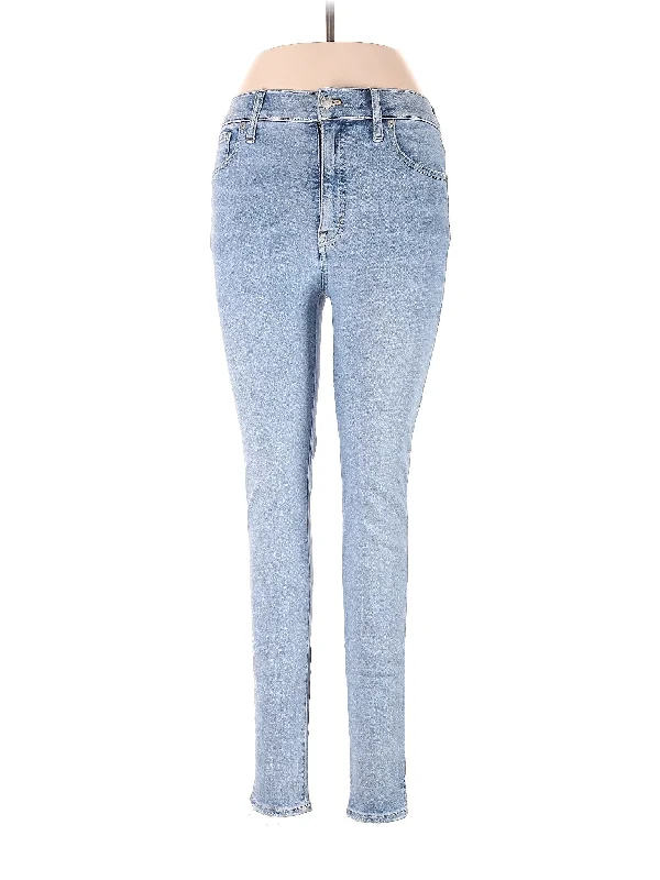 High-Rise Skinny Jeans in Light Wash