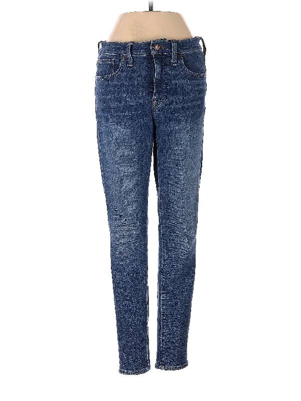 High-Rise Skinny Jeans in Medium Wash