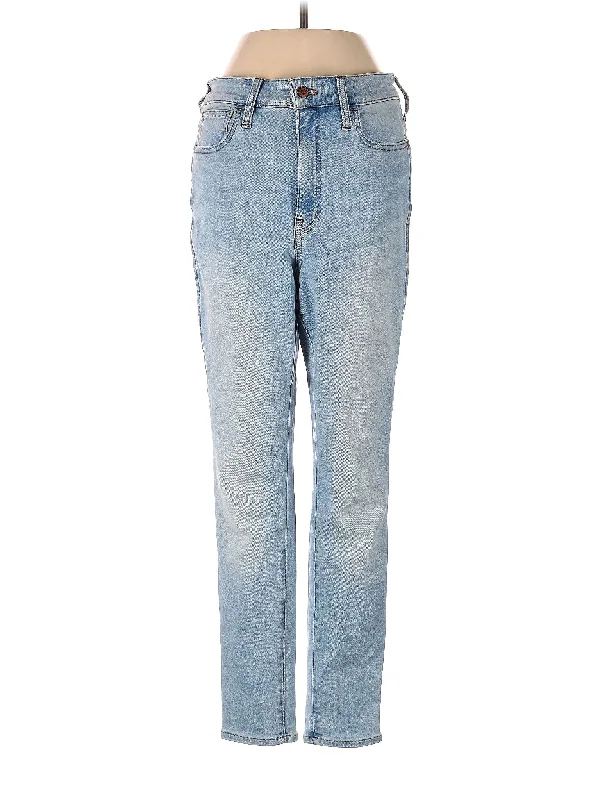 High-Rise Straight-leg Jeans in Light Wash