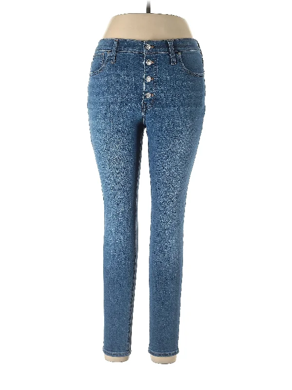 Low-Rise Skinny Jeans in Medium Wash