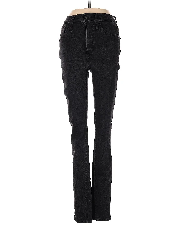 Mid-Rise Bootleg Jeans in Dark Wash