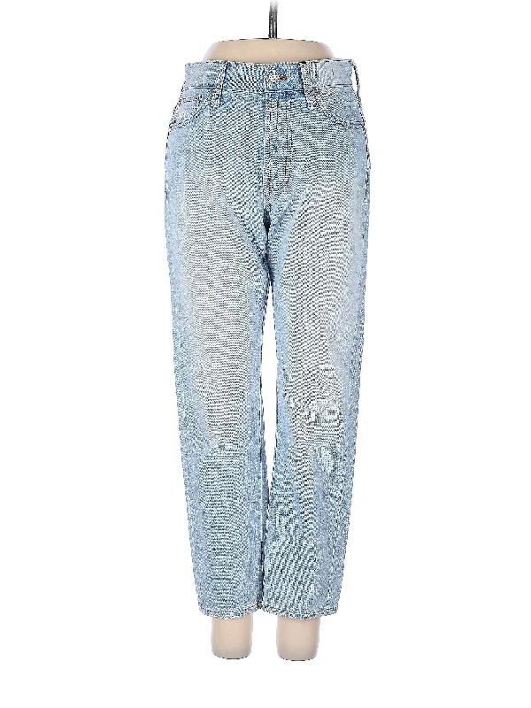 Mid-Rise Boyjeans Jeans in Light Wash