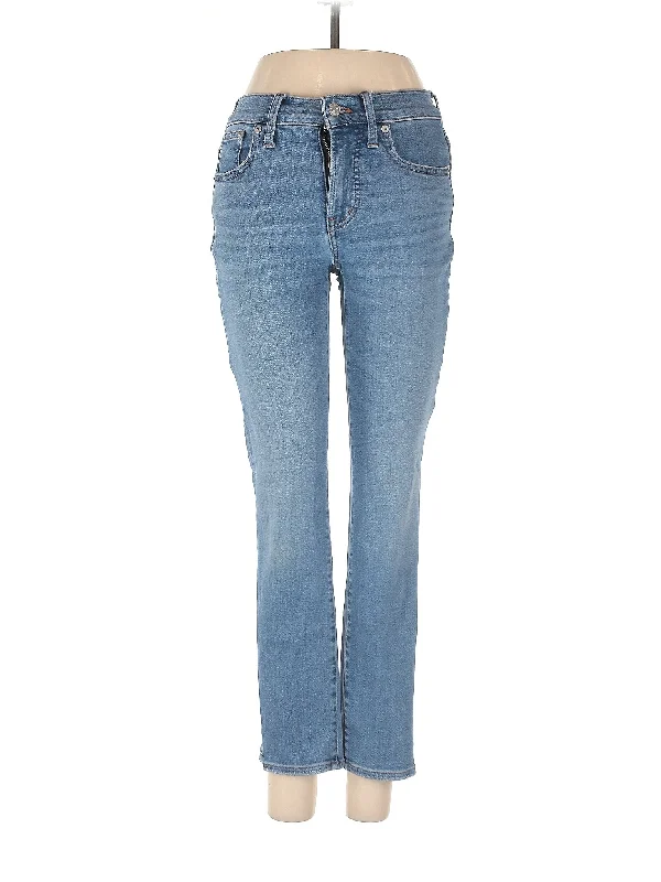 Mid-Rise Straight-leg Jeans in Light Wash